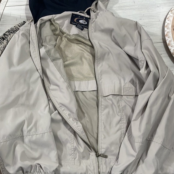 Jacket - Picture 9 of 9